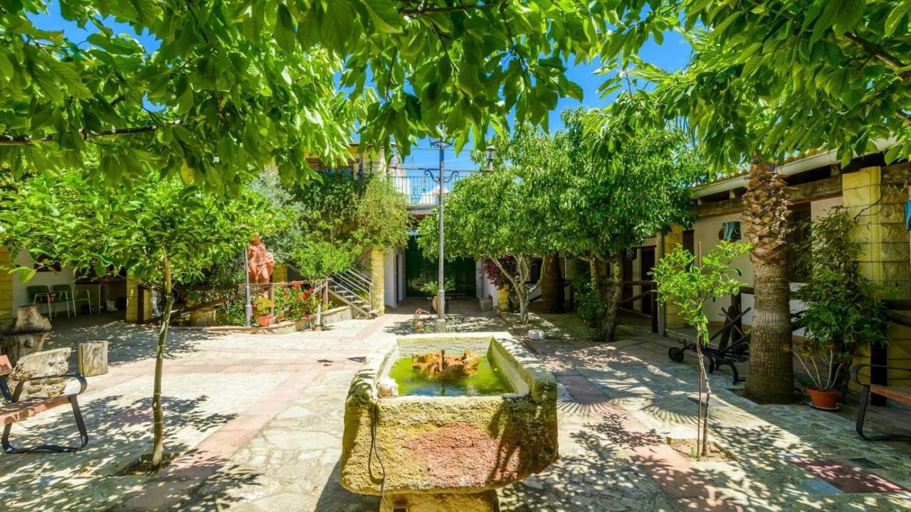 Cortijo El Vinculo Campillos By Ruralidays Malaga Exterior photo