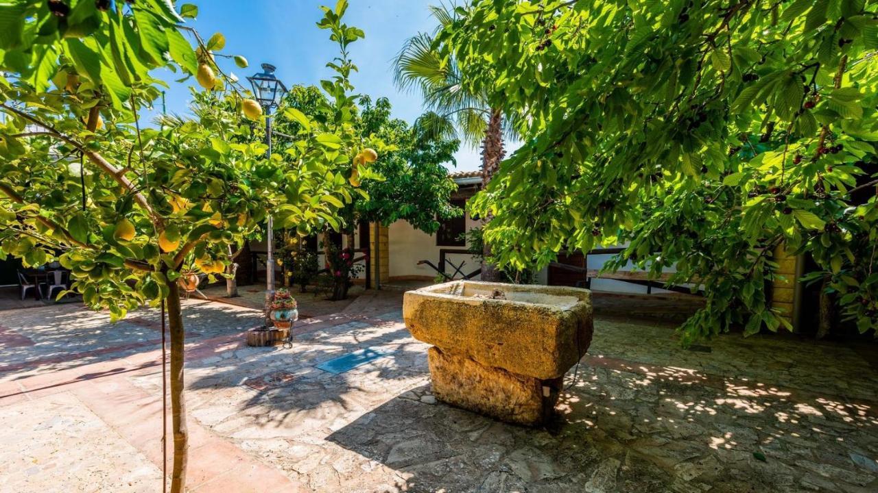 Cortijo El Vinculo Campillos By Ruralidays Malaga Exterior photo